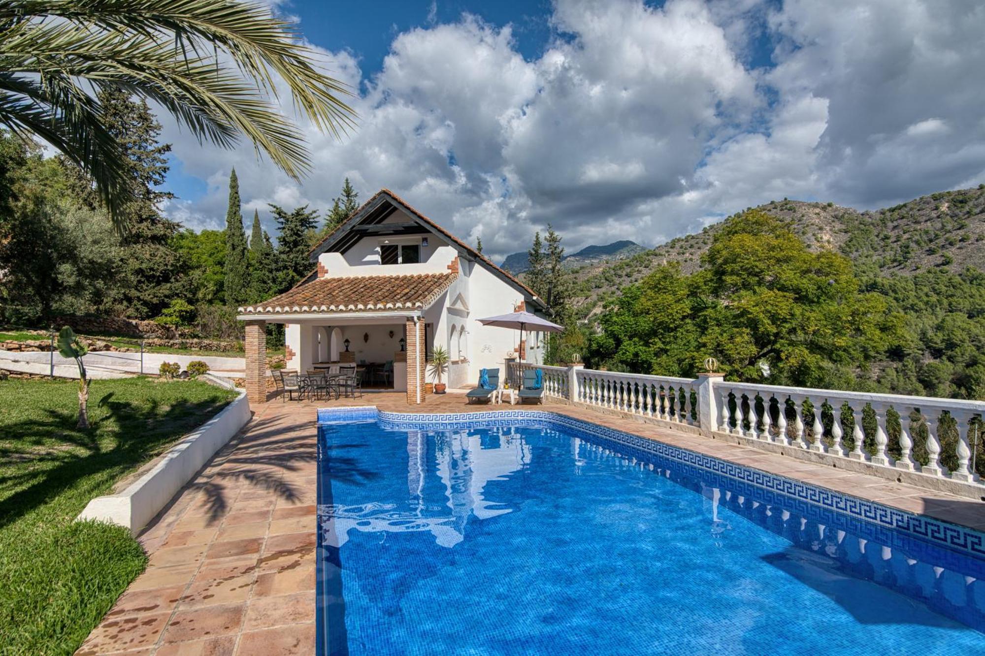 Villa Morera Bed & Breakfast Frigiliana Dış mekan fotoğraf