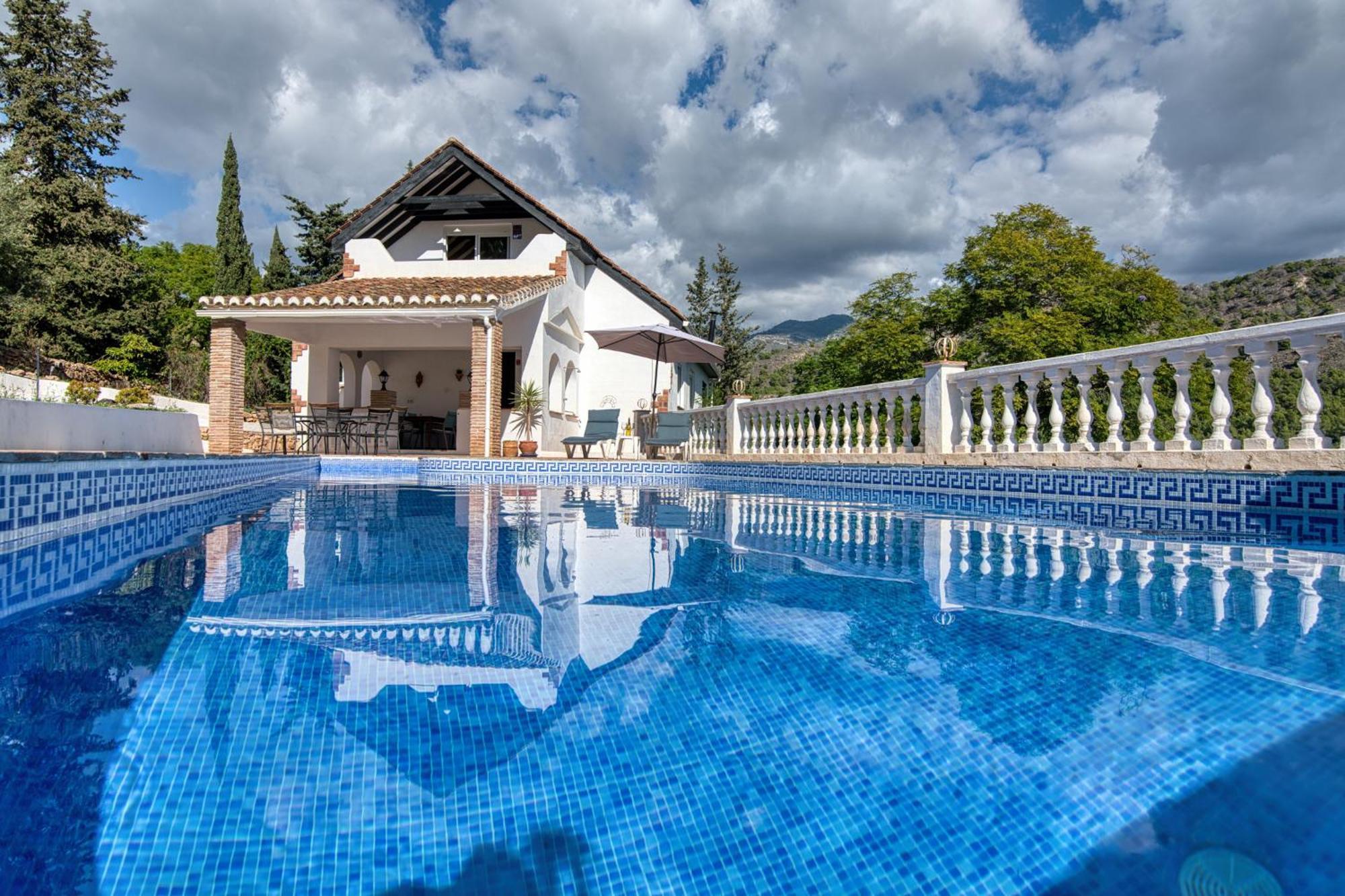 Villa Morera Bed & Breakfast Frigiliana Dış mekan fotoğraf